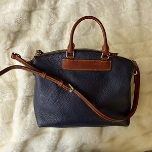 Dooney & Burke shoulder bag w/purse handles